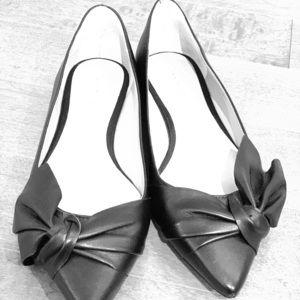Black Ann Taylor Leather Flat shoe
